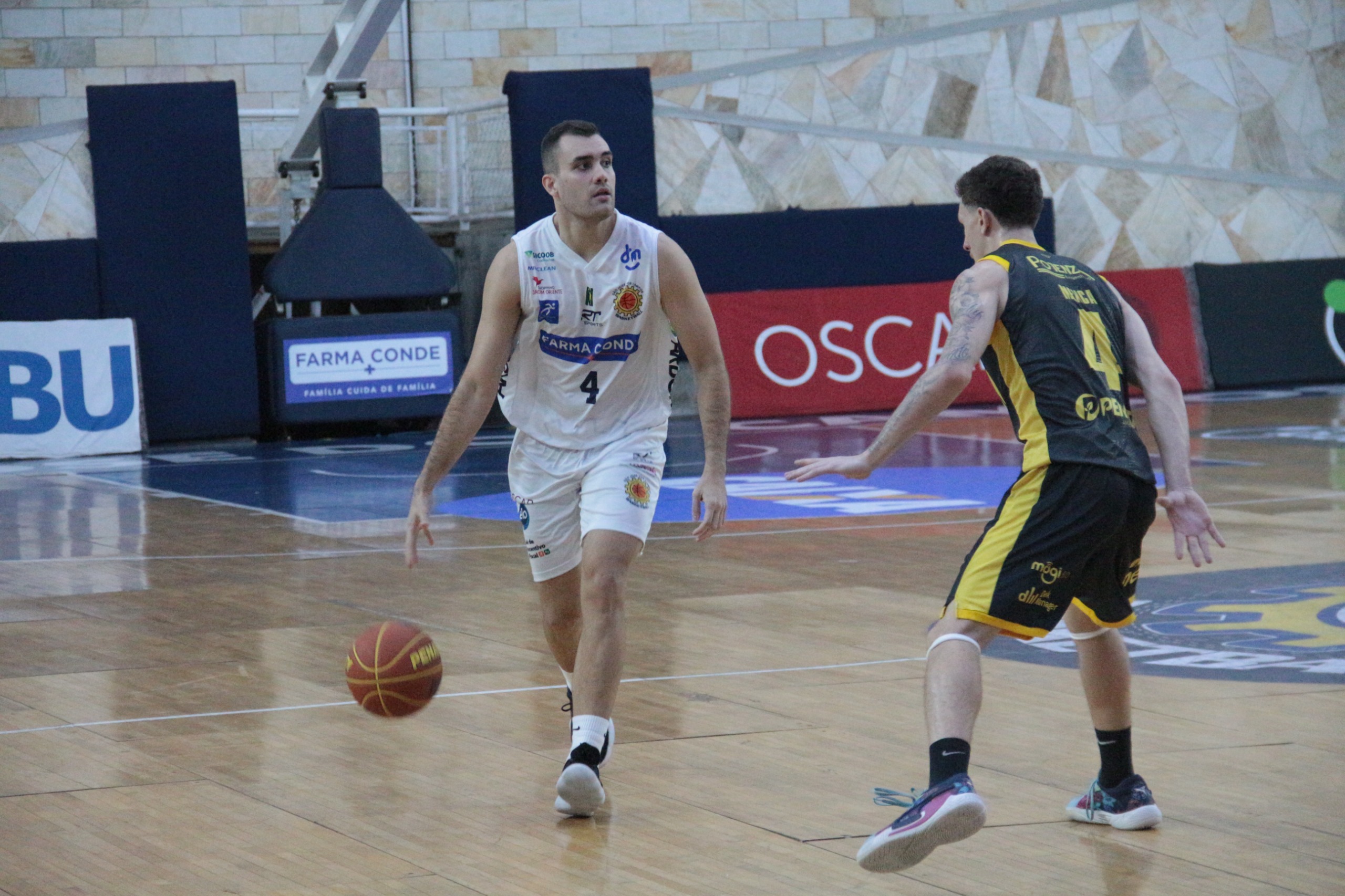 Farma Conde São José Basketball busca sexta vitória consecutiva em visita ao Mogi