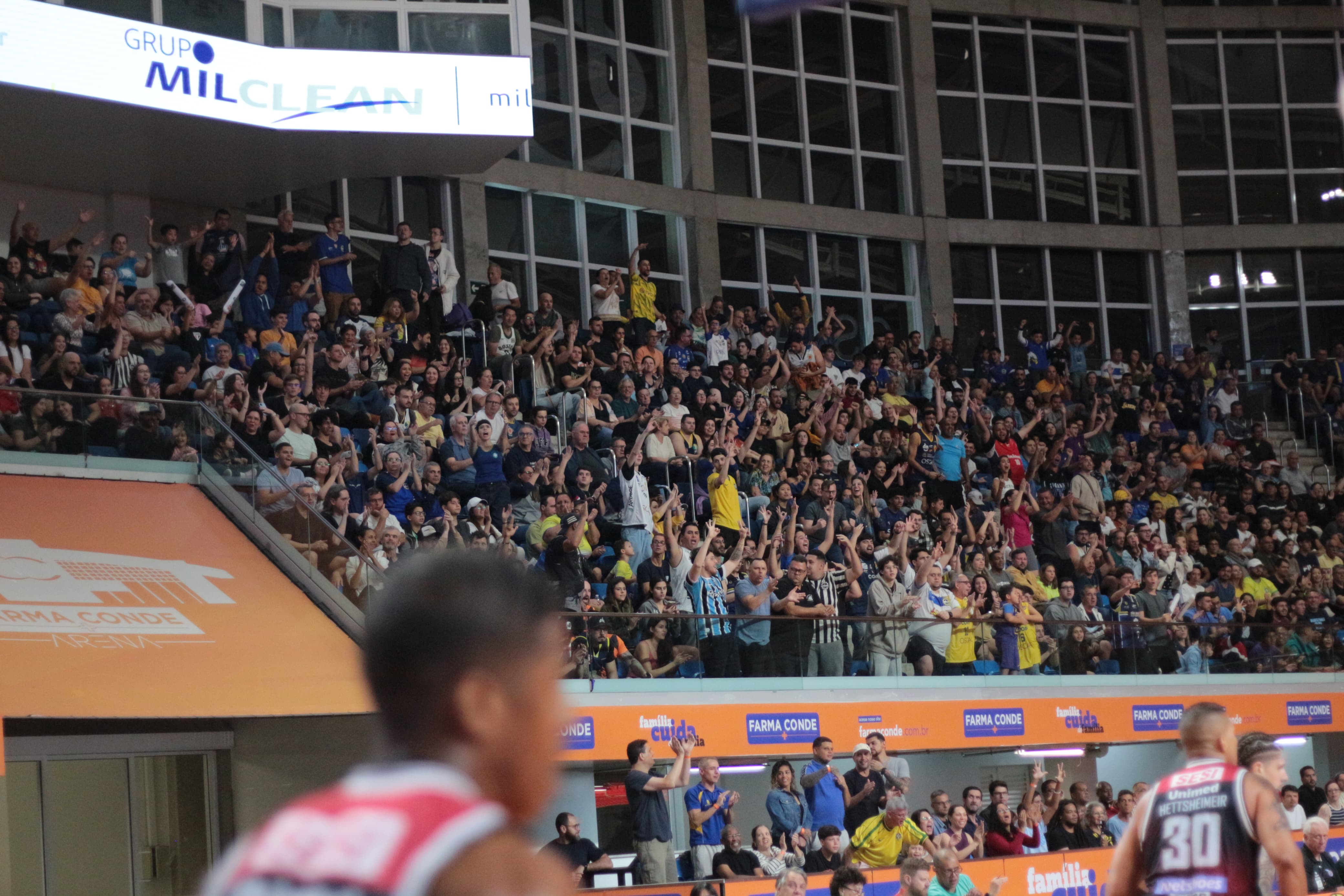Com entrada solidária, Farma Conde São José Basketball inicia retirada de ingressos para jogo contra Bauru