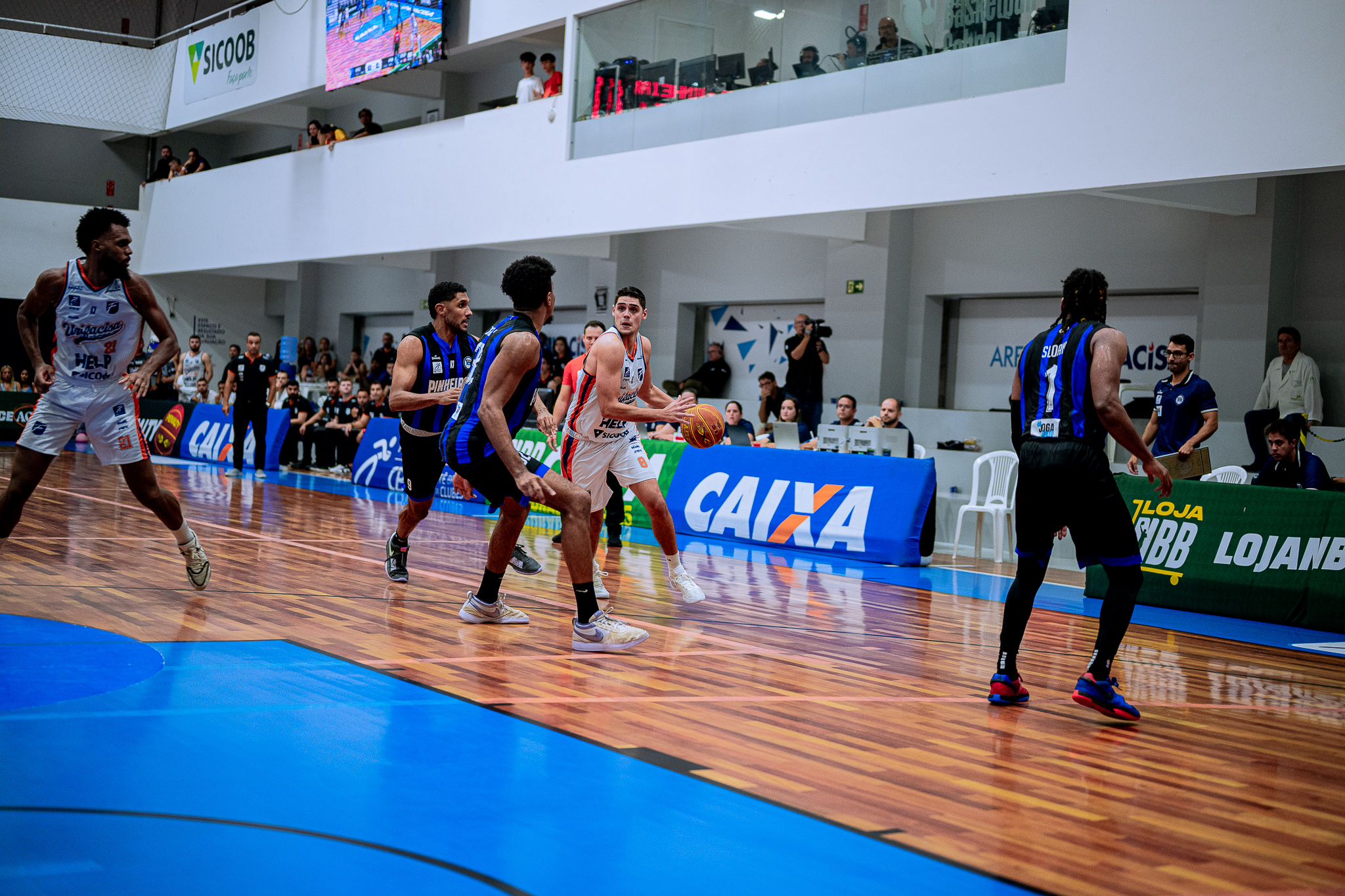 Unifacisa domina o Pinheiros e vence confronto direto no NBB 2024/25