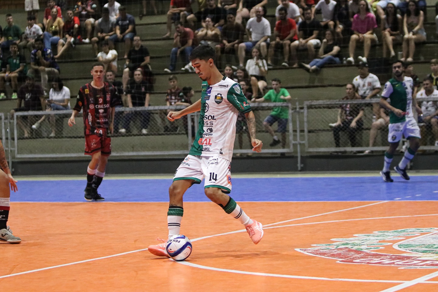 Marreco goleia novamente e segue 100% de aproveitamento no Paranaense