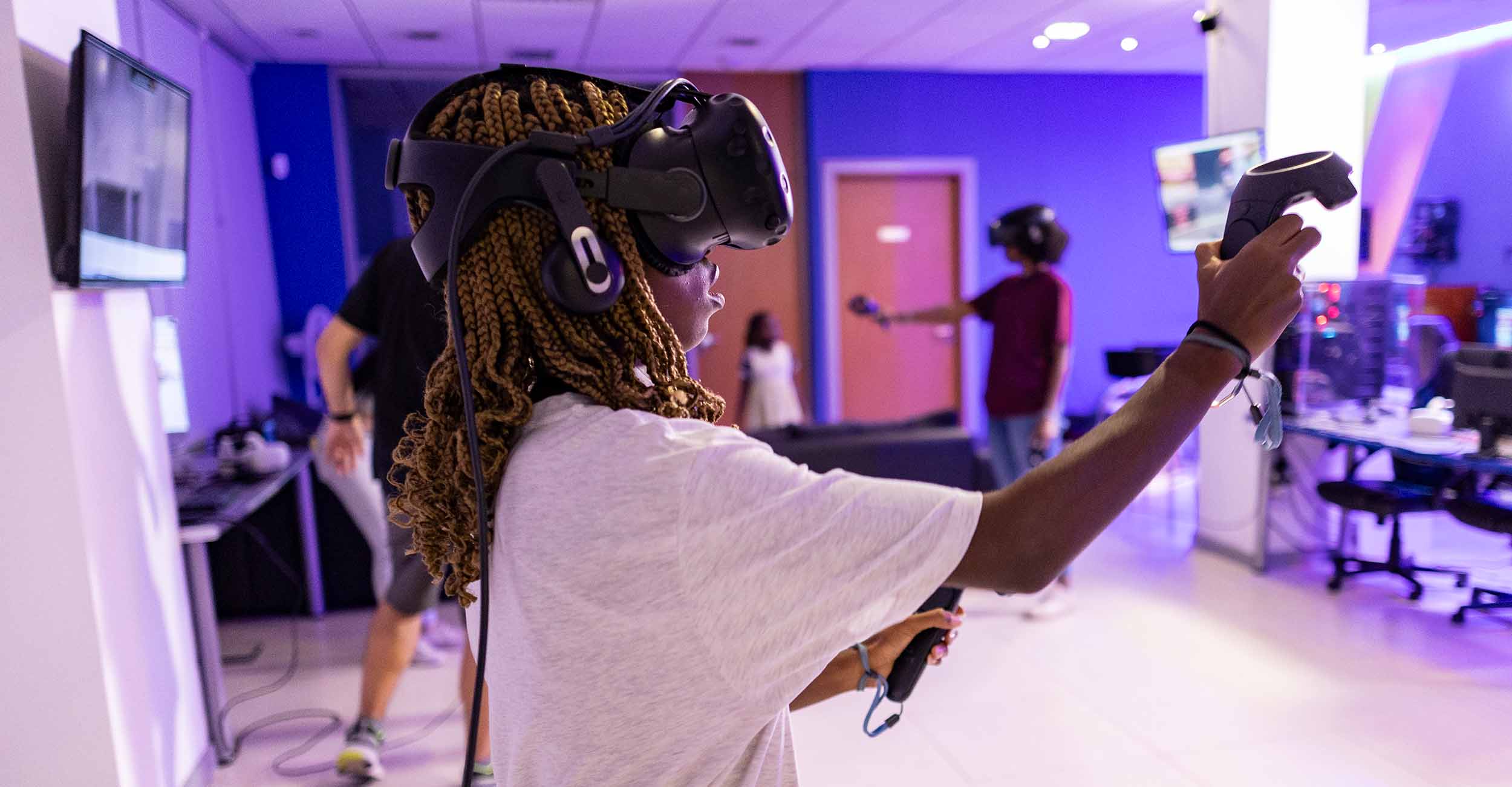 Types of Immersive Experiences: Virtual Reality, Augmented Reality, and More